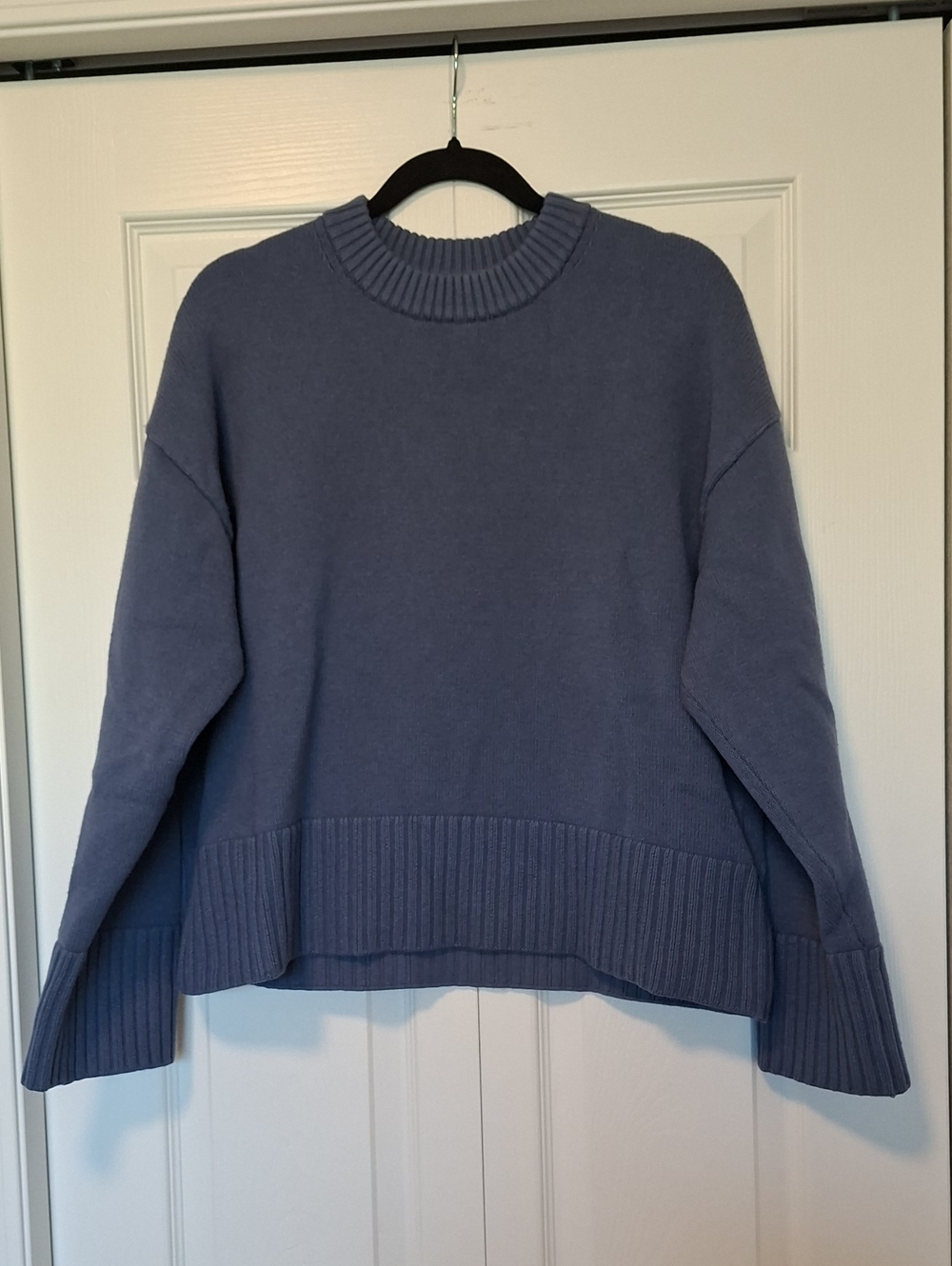 H&M Thick Crewneck Sweater